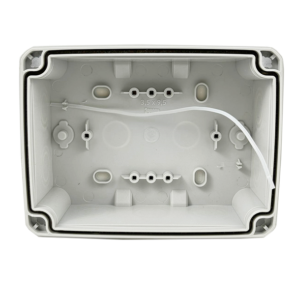 Коробка монтажна для в/вст.б/отв. 146х105х65 мм IP67 ск.сір UEC JB-146-105-065-F-IP67-GR фото