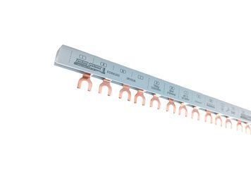 Шина соединительная FORK301 1Р 80/100А 15мм2 54мод. 1м. (вилка) TNSy5502985 фото