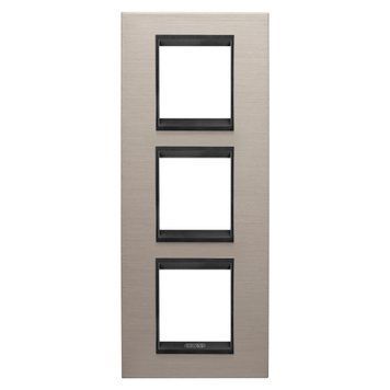 Рамка Chorusmart LUX 2+2+2M вертикальна металева матовий алюміній/лава GEWISS GW16227WS фото