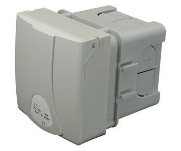 Розетка внутрішньої установки силова EZB-16S IP44 (16A, 250V, Schuko) 4482097 фото